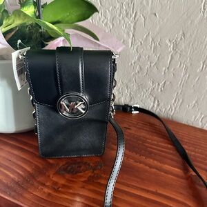 Michael kors crossbody bag